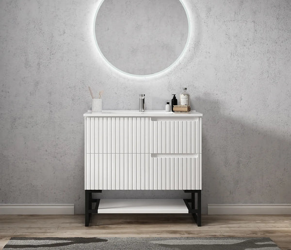 Noosa 697X424x25 Matte White Leg Panel