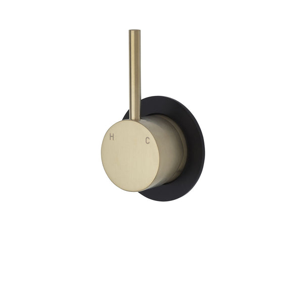 KAYA UP Wall Mixer Minimal Round Plate