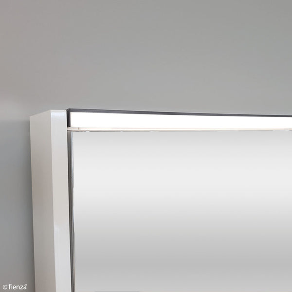 UNIVERSAL Mirror Cabinet 750 with Gloss White Side Panels